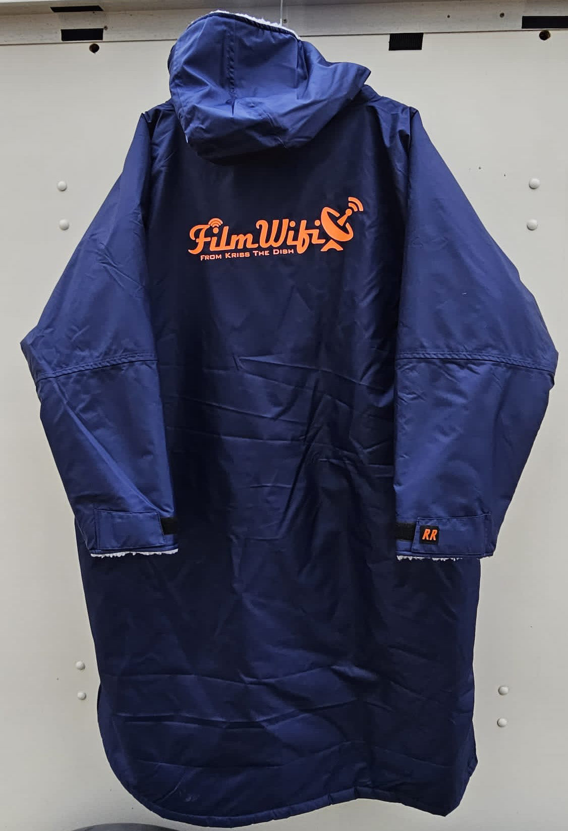Blue Change Robe with Grey Fleece - Film WiFi