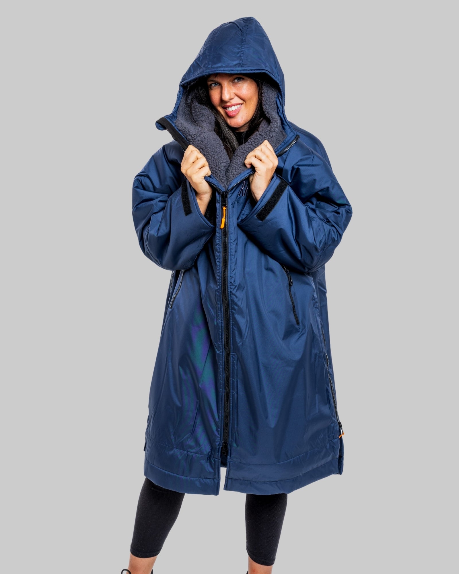 RR Country Navy Adults Change Robe with Asphalt Grey Fleece