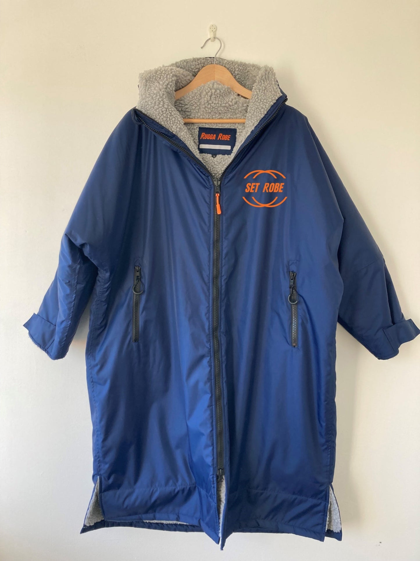 Blue Change Robe with Grey Fleece - Film WiFi