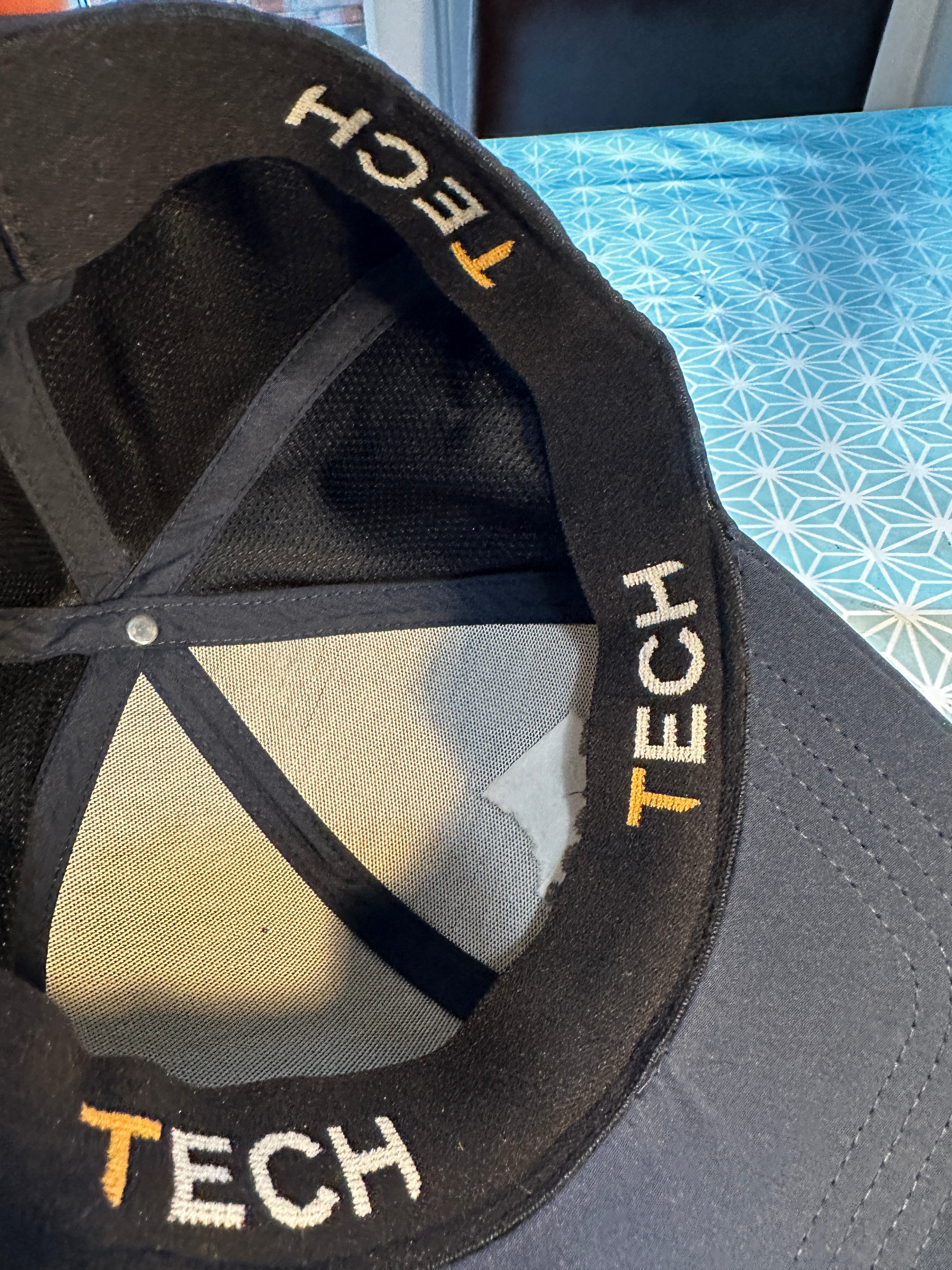 Rugga water resistant cap