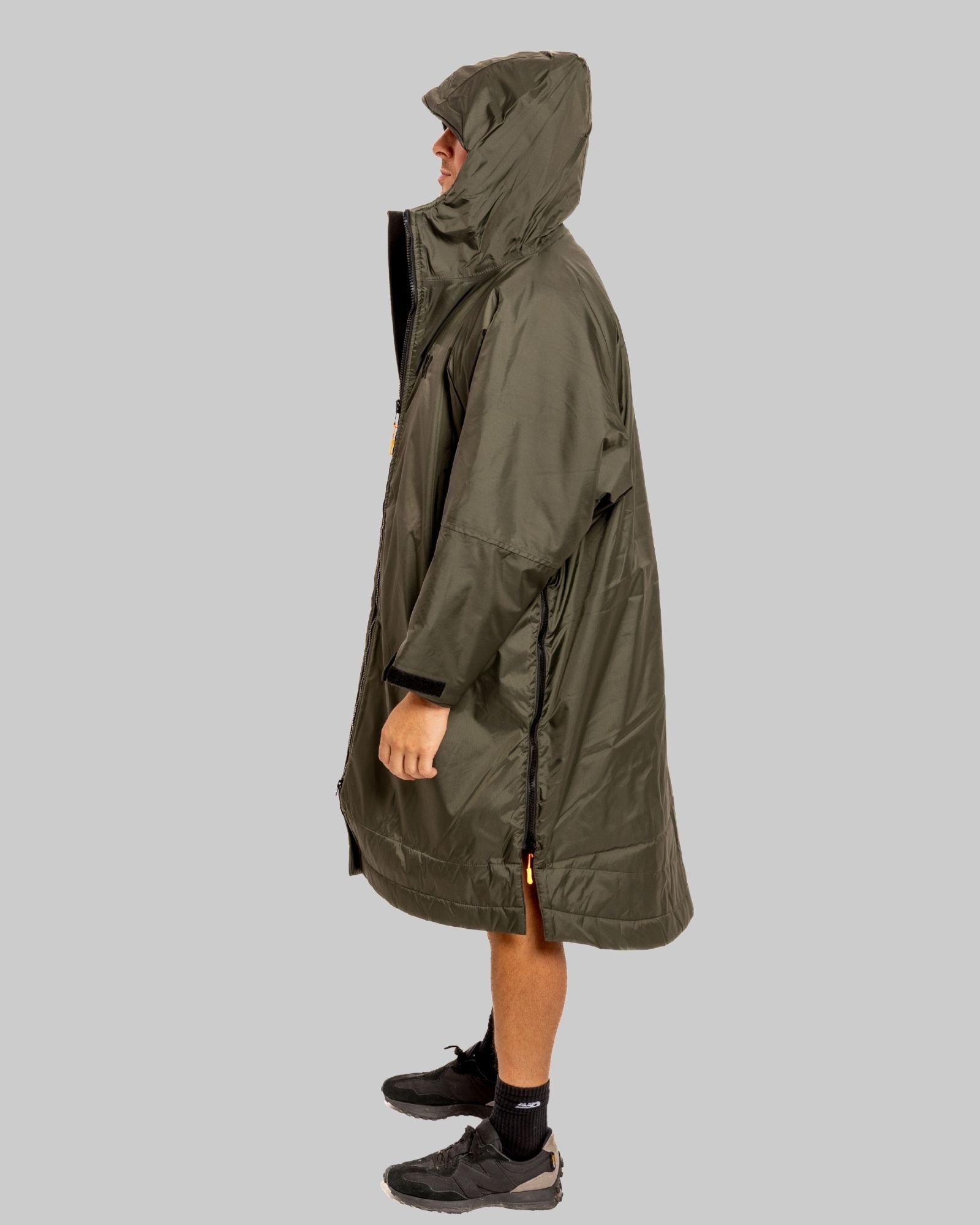 RR Country Green Adults Change Robe with Black Fleece