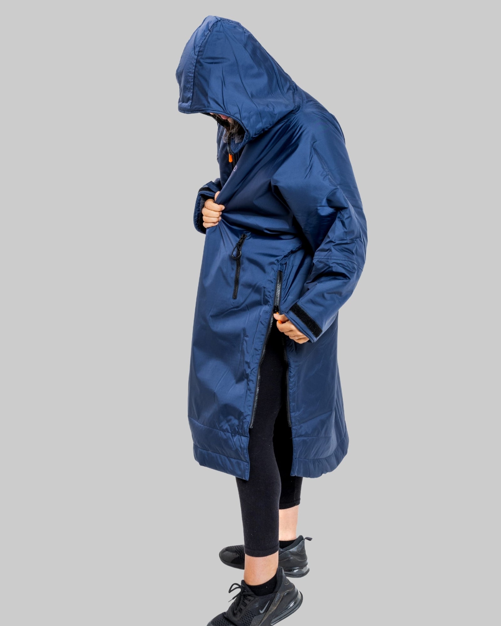 RR Country Navy Adults Change Robe with Asphalt Grey Fleece