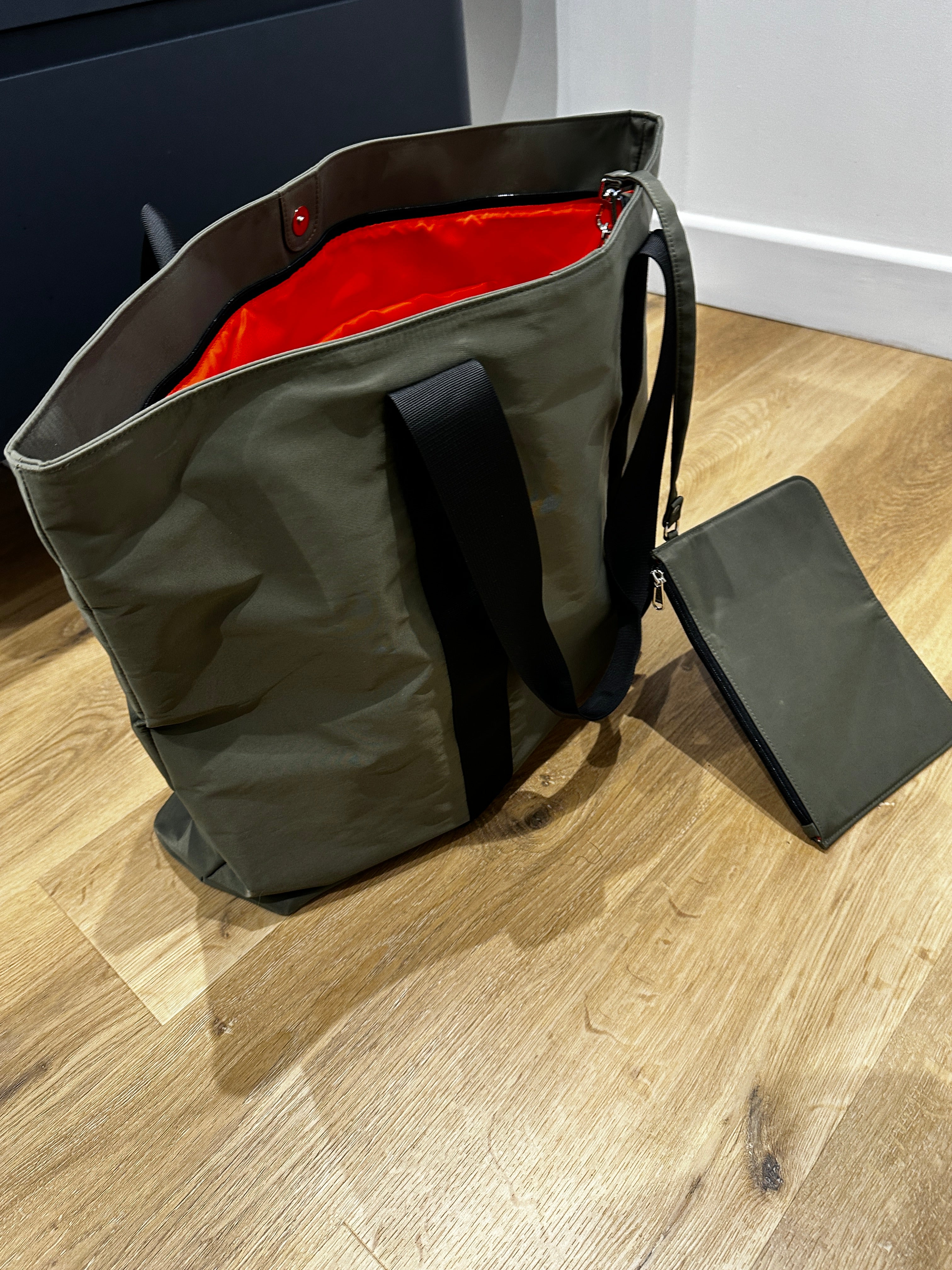 Rugga Everything Bag Green with Orange for days out, festivals, pitchside & camping